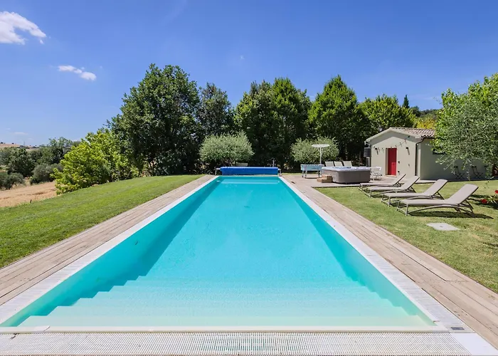 Aurora Villa Trecastelli